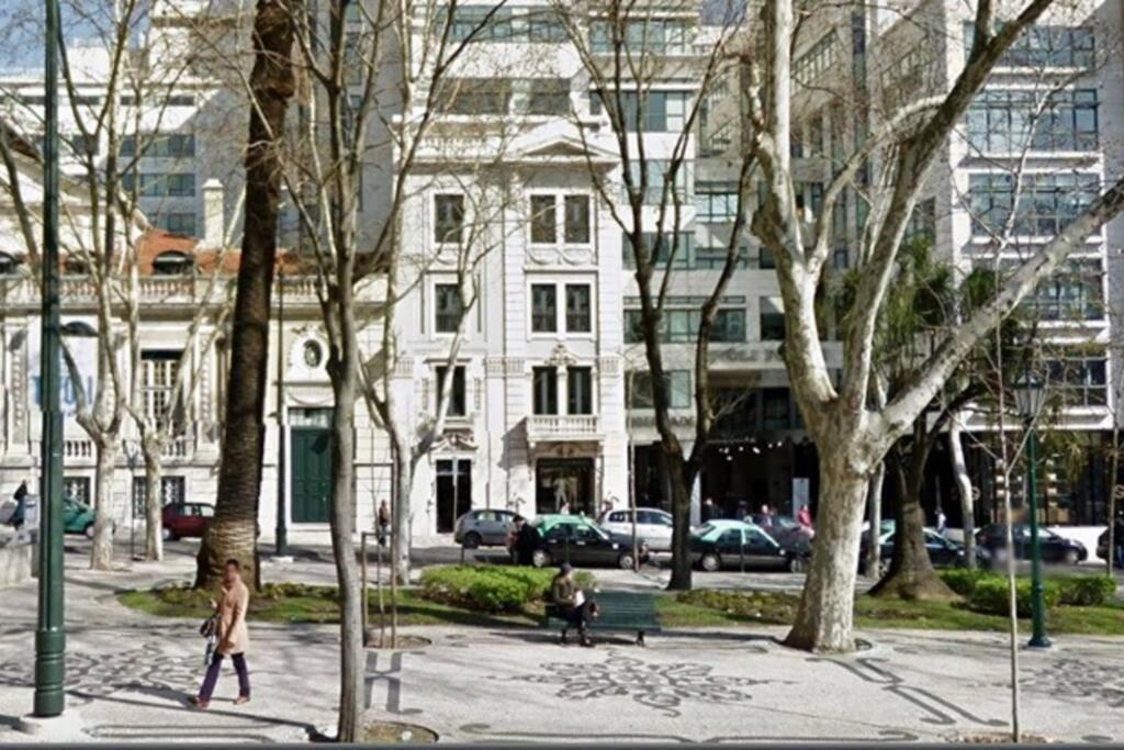 Av. Da Liberdade Comfortable Apt With Balcony Lisboa Exteriör bild