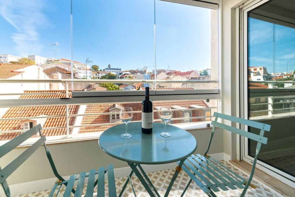 Av. Da Liberdade Comfortable Apt With Balcony Lisboa Exteriör bild