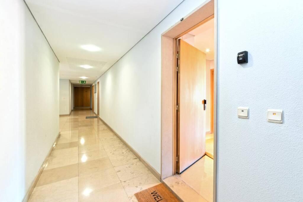 Av. Da Liberdade Comfortable Apt With Balcony Lisboa Exteriör bild