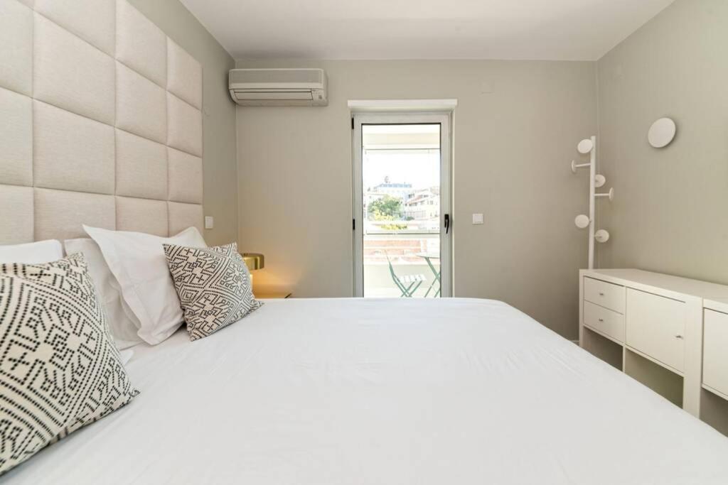 Av. Da Liberdade Comfortable Apt With Balcony Lisboa Exteriör bild